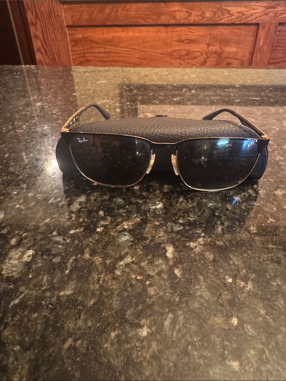 Ray Ban Sunglasses men’s